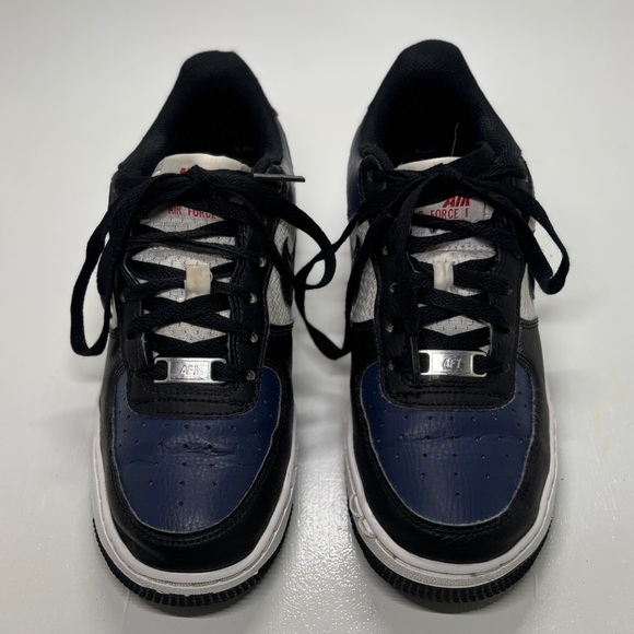 Nike Kids' Black and Blue Nike Air Force One size 4.5 Y - Picture 3 of 11